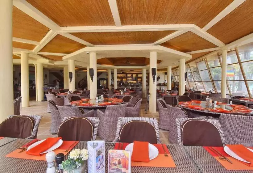 Resort Ambassador In Paradise