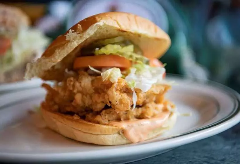 St. Louis Union Station Hotel, Curio Collection By Hilton