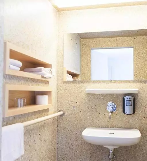 Общежитие Auberge De La Sauge