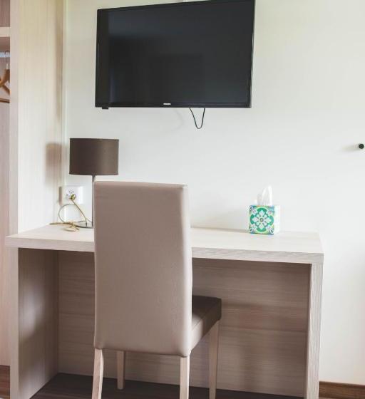 فندق صغير Auberge De La Sauge