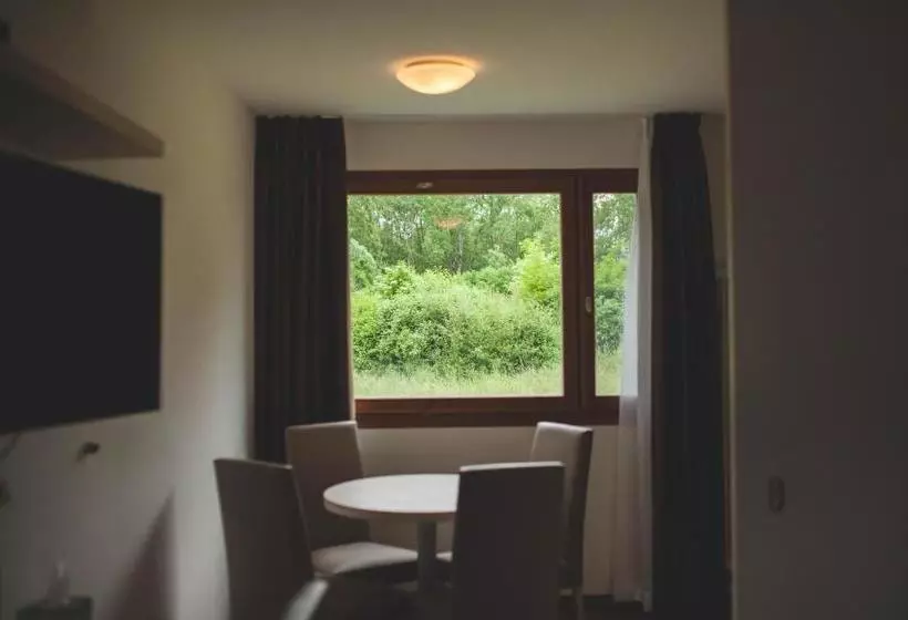 Общежитие Auberge De La Sauge