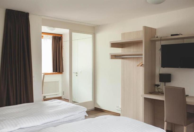 فندق صغير Auberge De La Sauge