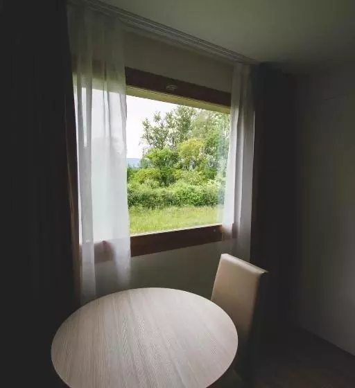 Общежитие Auberge De La Sauge