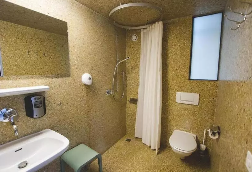 Общежитие Auberge De La Sauge