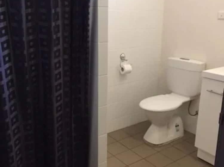 Carnarvon Central Apartments