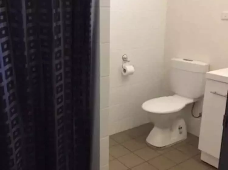 Carnarvon Central Apartments