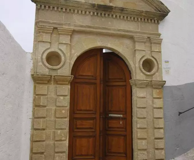 Chrysanthi Studio & Apartments