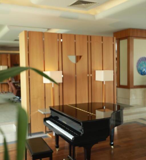 Anemon Grand Manisa Otel