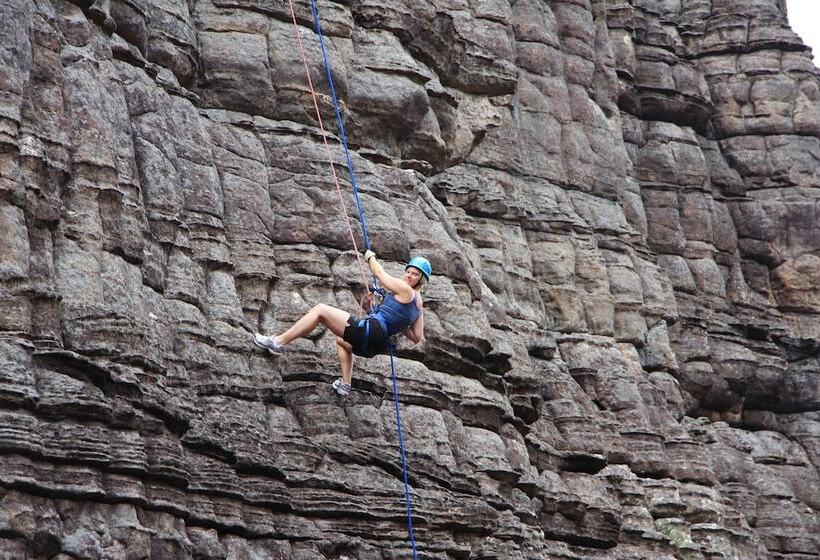 Отель Boroka Downs