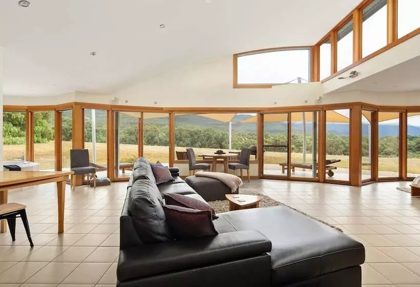 Отель Boroka Downs