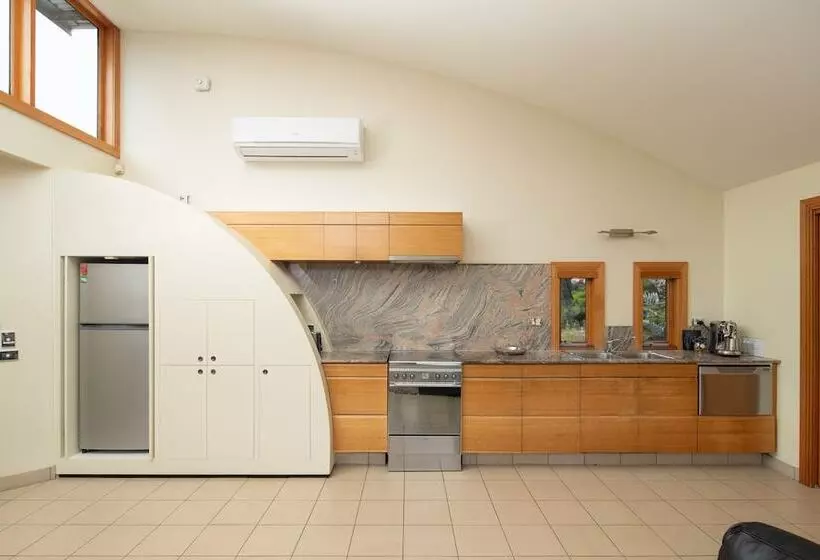 Отель Boroka Downs