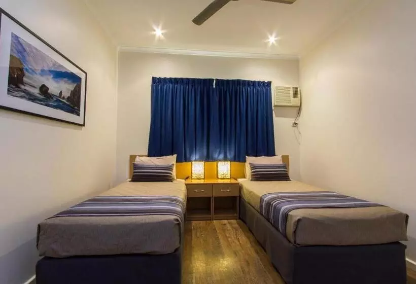 בית מלון כפרי Broome Beach Resort   Cable Beach, Broome