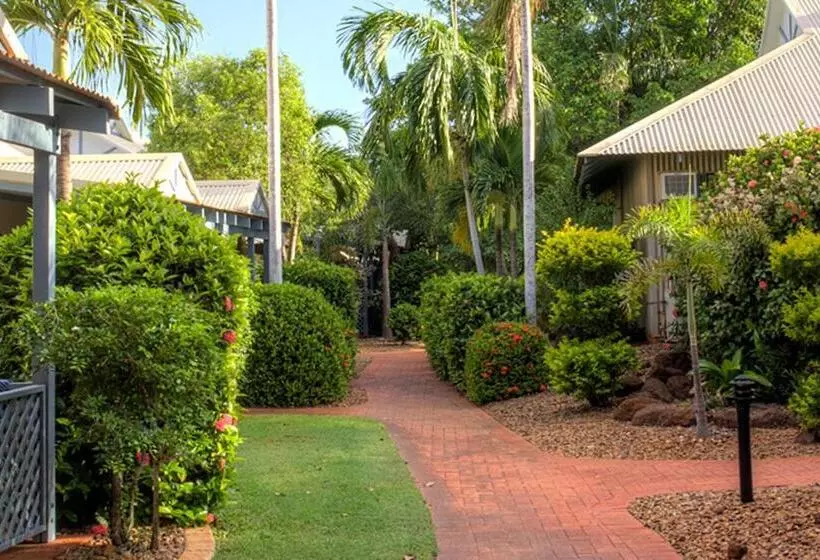 בית מלון כפרי Broome Beach Resort   Cable Beach, Broome