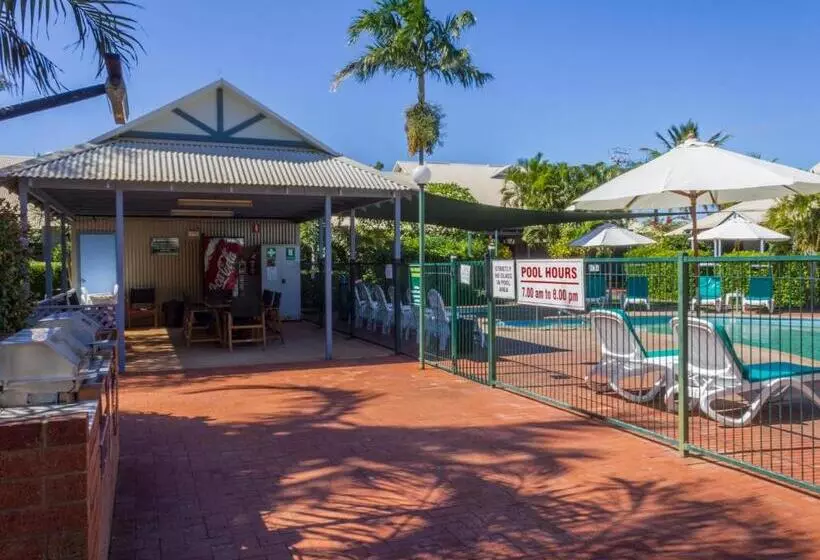 בית מלון כפרי Broome Beach Resort   Cable Beach, Broome