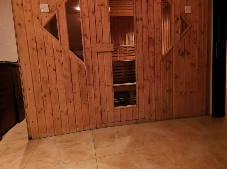 בית מלון כפרי Carol