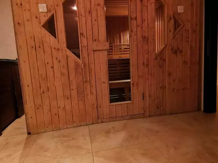 בית מלון כפרי Carol