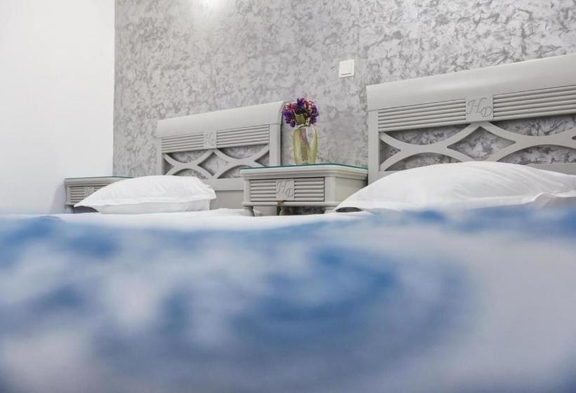 בית מלון כפרי Dorobanti