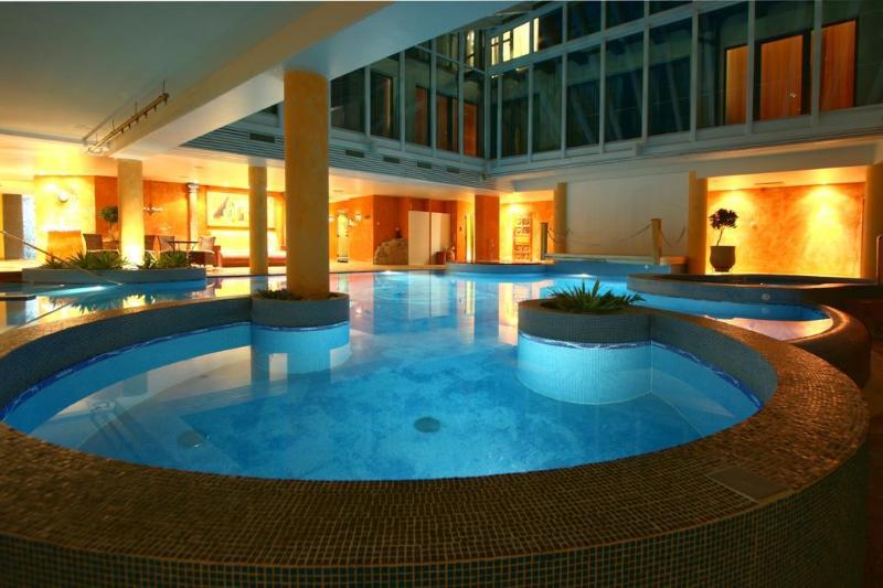 هتل Grand Rose Spa