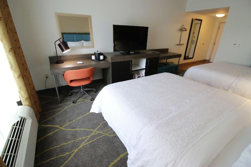 בית מלון כפרי Hampton Inn & Suites Palm Coast