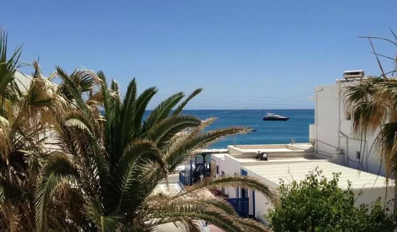 Отель Kamari Blue Boutique