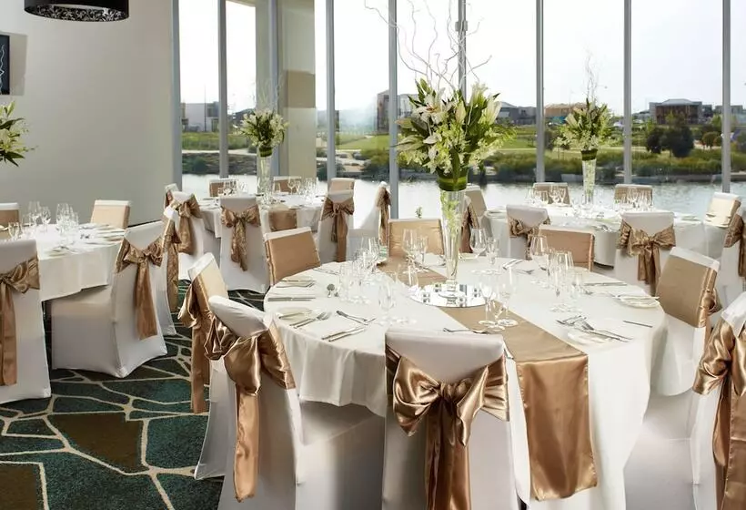ホテル Mercure Melbourne Caroline Springs