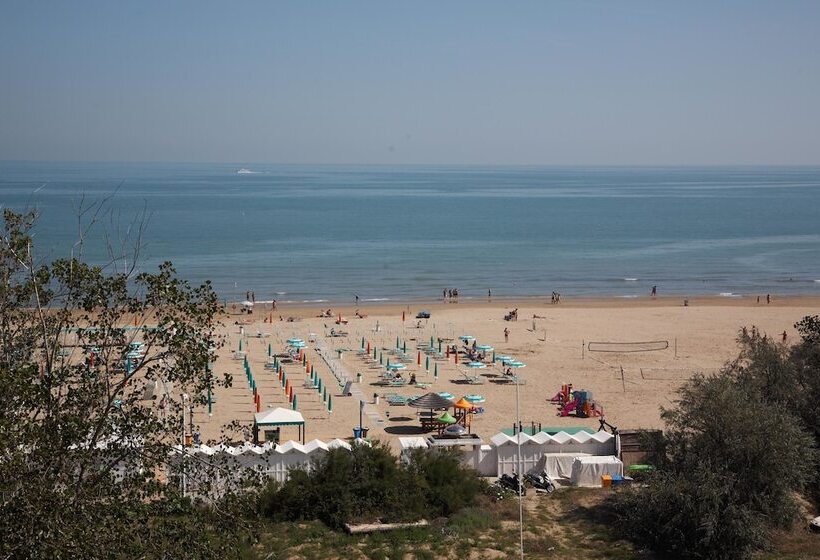 בית מלון כפרי Noha Suite