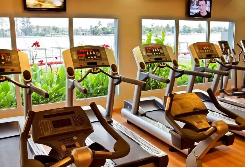 هتل Radisson Blu Anchorage