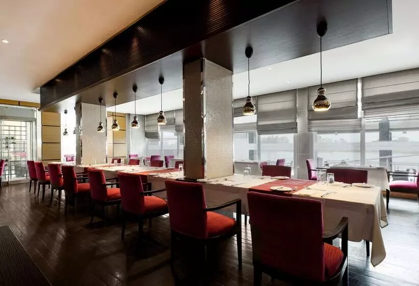 هتل Radisson Blu Anchorage