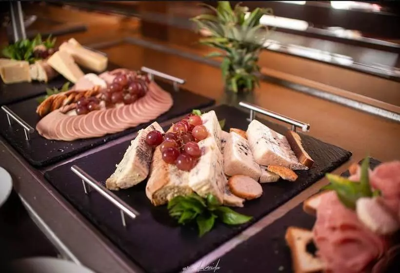 هتل Royal Horizon Baobab All Inclusive