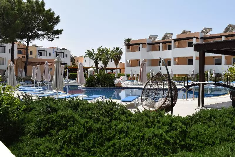 Pefkos View Apartments