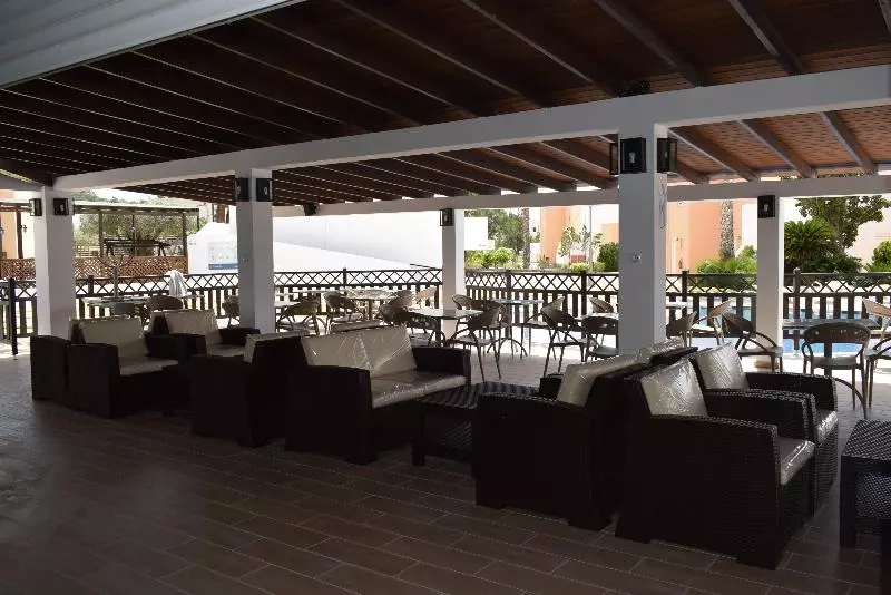 Pefkos View Apartments