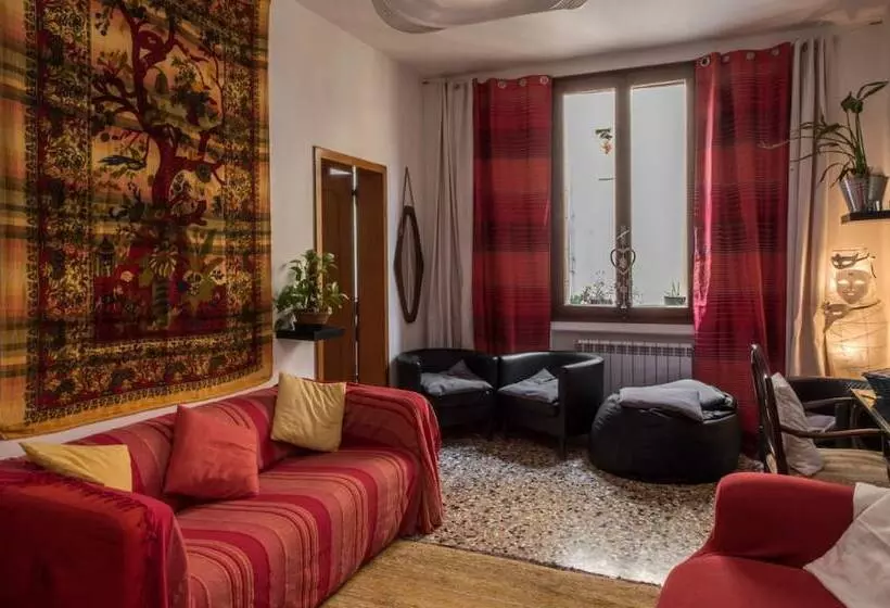 The Academy   Hostel