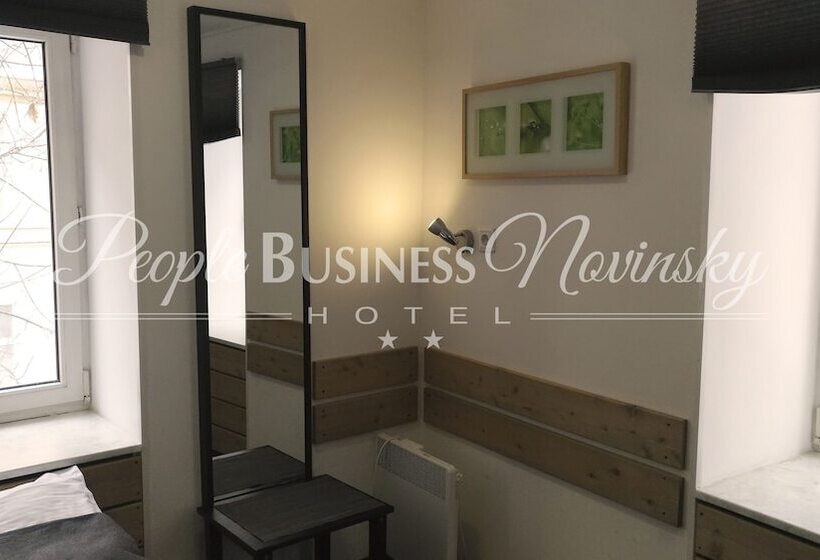 旅馆 People Business Novinsky