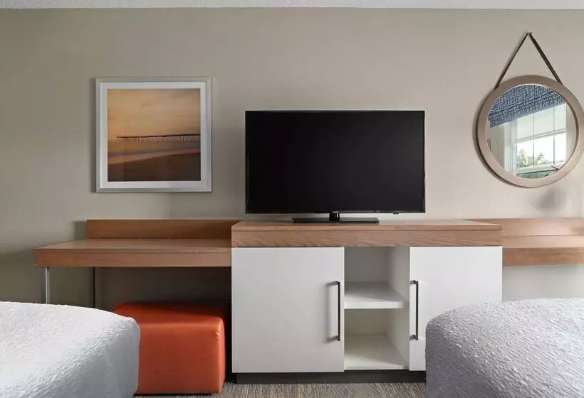 בית מלון כפרי Hampton Inn South Kingstown   Newport Area