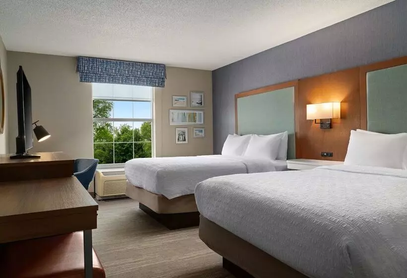 בית מלון כפרי Hampton Inn South Kingstown   Newport Area