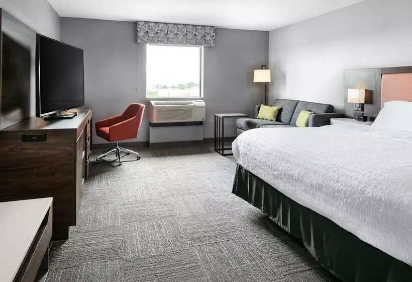 Otel Hampton Inn & Suites West Bend