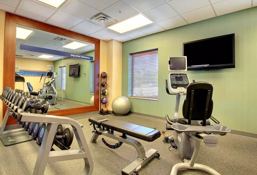 Otel Hampton Inn & Suites West Bend