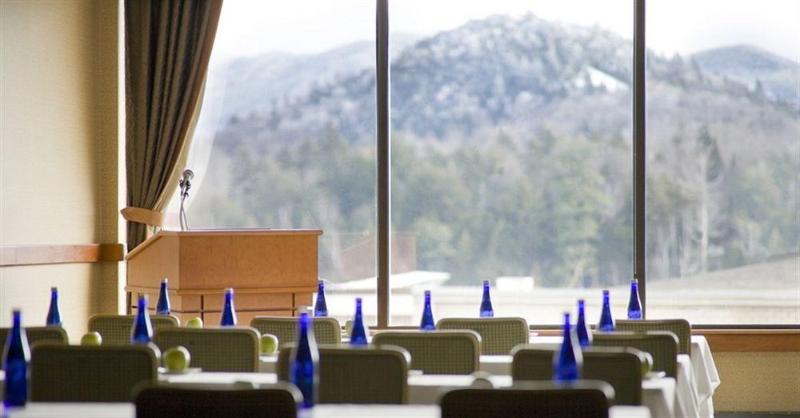 Отель High Peaks Resort