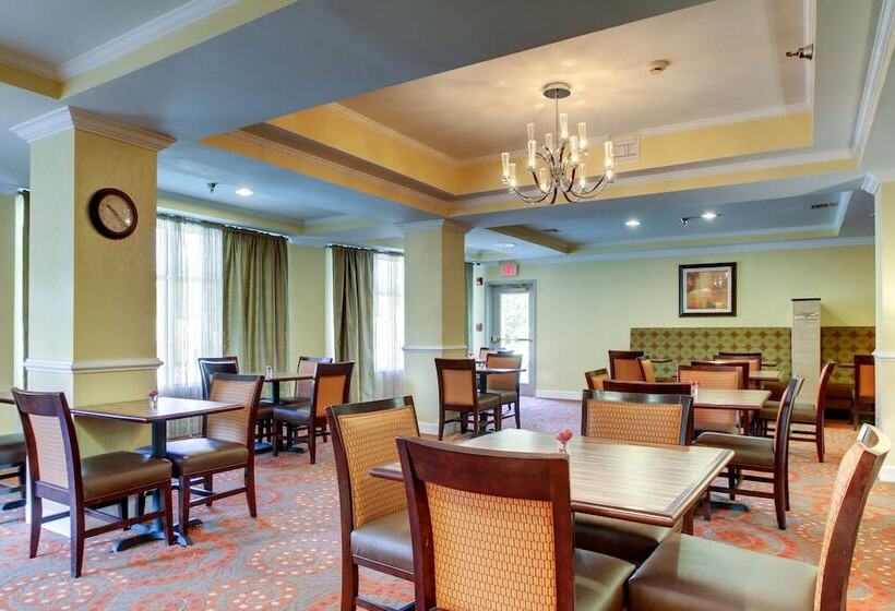 Holiday Inn Express Hotel & Suites Live Oak, An Ihg