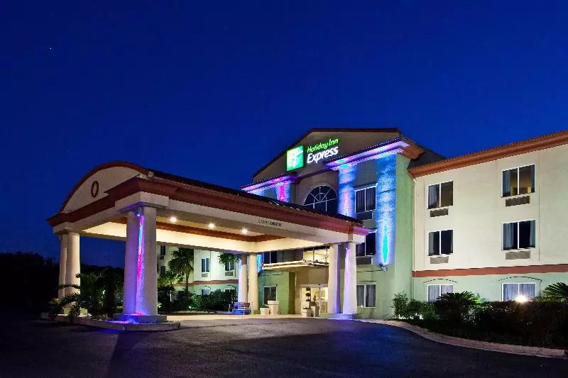 Holiday Inn Express Hotel & Suites Live Oak, An Ihg