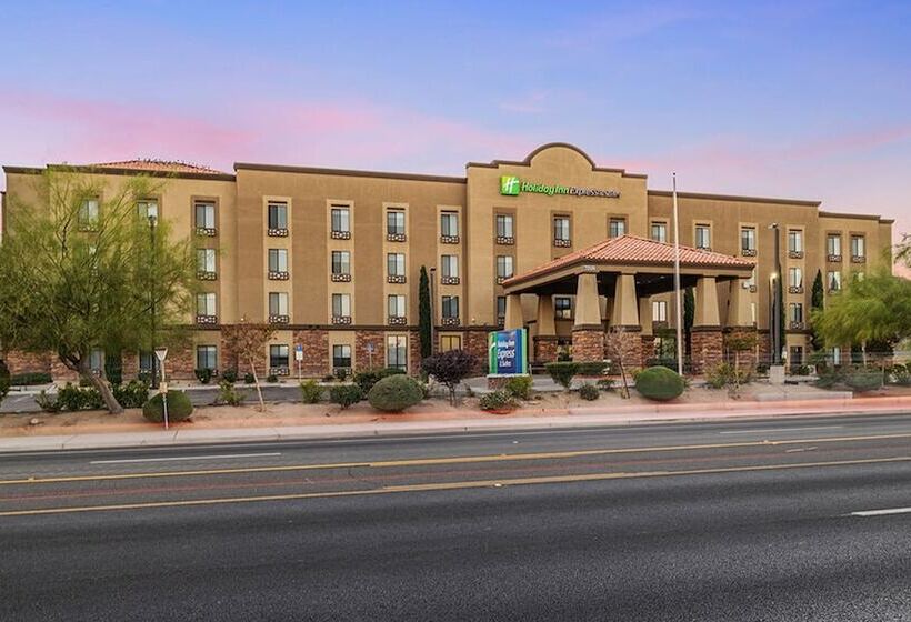 Holiday Inn Express Hotel & Suites Twentynine Palms, An Ihg