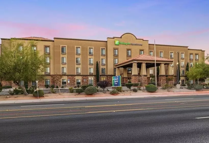 Holiday Inn Express Hotel & Suites Twentynine Palms, An Ihg