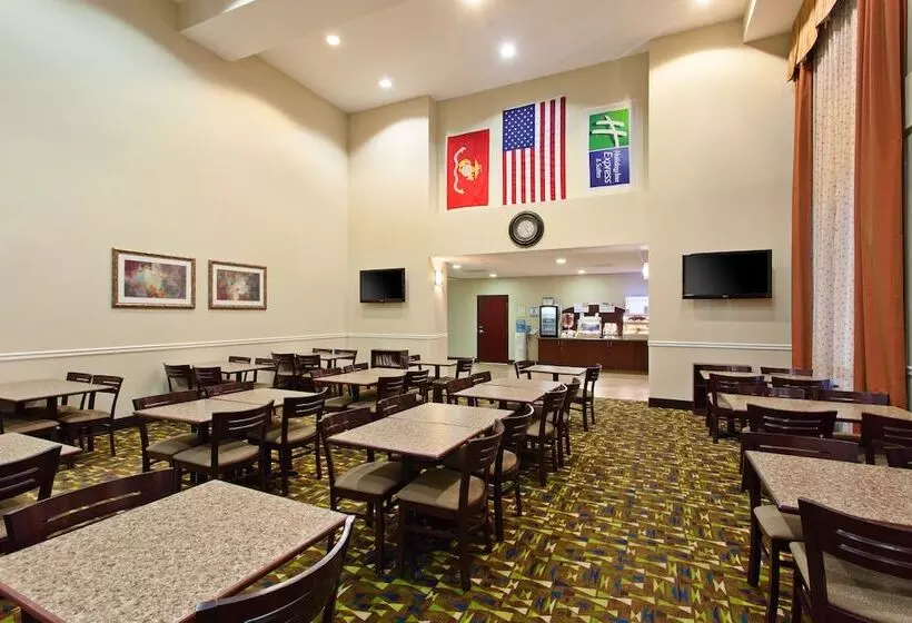 Holiday Inn Express Hotel & Suites Twentynine Palms, An Ihg