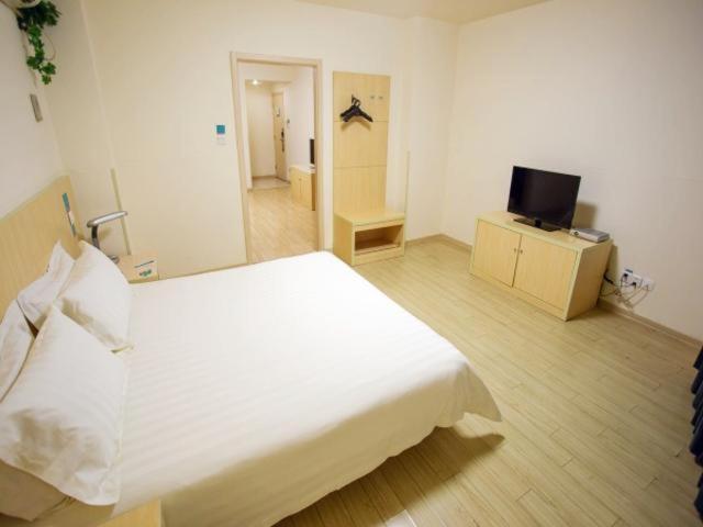 酒店 Jingjiang Inn Nanjing Mochou Lake