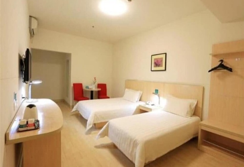 ホテル Jinjiang Inn Qingdao Zhongshan Road