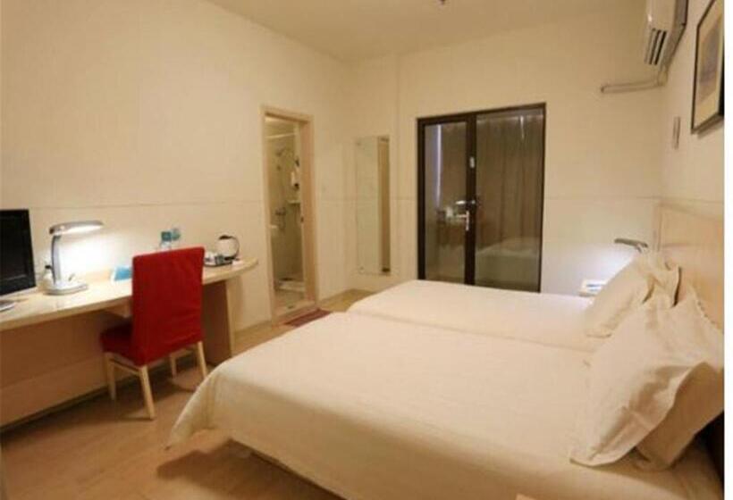 ホテル Jinjiang Inn Qingdao Zhongshan Road