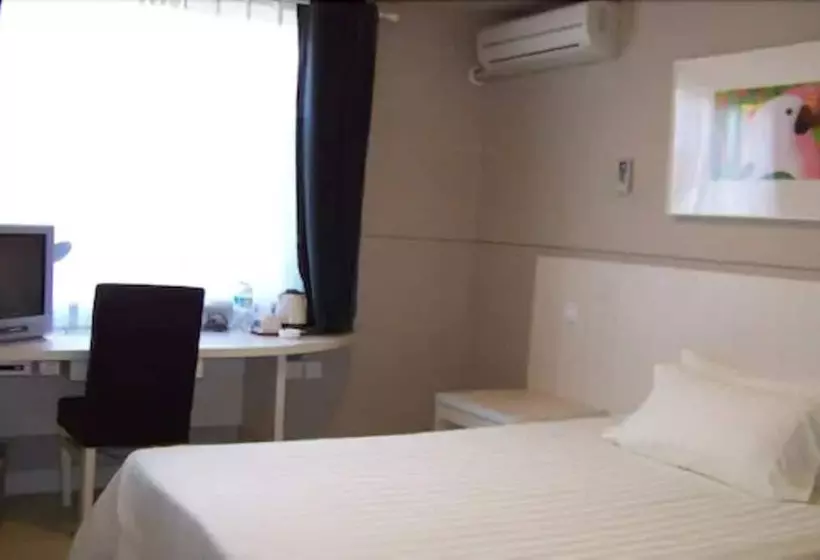 호텔 Jinjiang Inn Shenzhen Airport