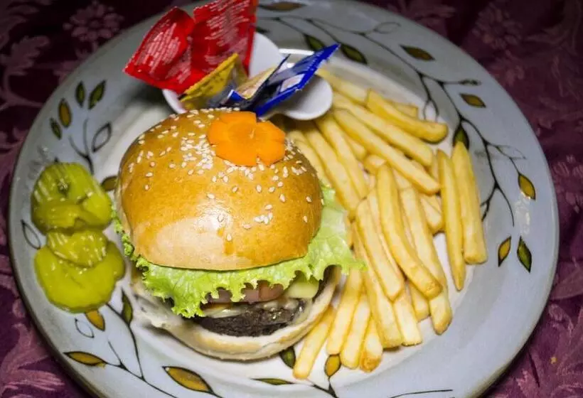 Lands In Love Hotel And Resort