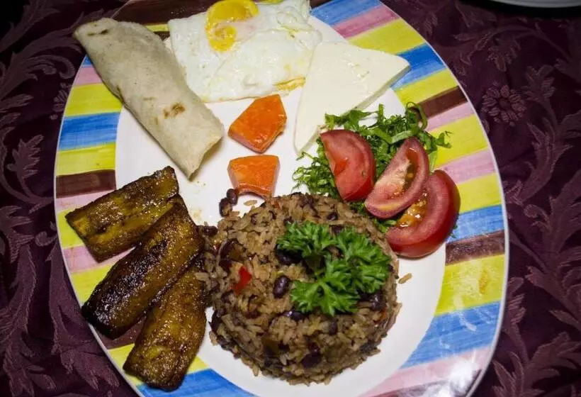 Lands In Love Hotel And Resort