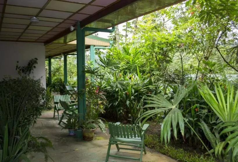 Lands In Love Hotel And Resort